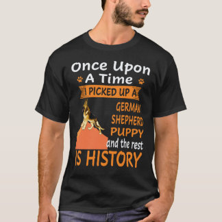 18 私は昔ジャーマンシェパードを拾った Tシャツ
