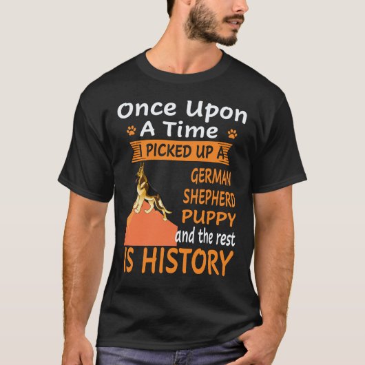 18 私は昔ジャーマンシェパードを拾った  Tシャツ (正面)
