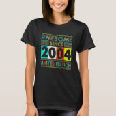 18 Year Old  Awesome Since 2004 18th Birthday Retr Tシャツ (正面)