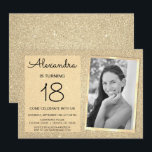 18thスパークルグリッターラグジュアリー金ゴールド写真 招待状<br><div class="desc">18th Girl's Birthday Party Sparkleとグリッターエレガント高級金ゴールド誕生日招待状は金ゴールド誕生日パーティーに最適だ。これらの写真や写真の招待状は、18の誕生日パーティーを回す女性に最適である。招待カードを更新して、自分の白黒の写真、名前、誕生日の場所の詳細を含めることができる。</div>