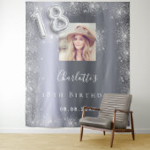 18th誕生日シルバーフォトグリッターダストウェルカム タペストリー (インサイチュ)