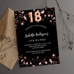 18th誕生日ブラックバラ金ゴールドスターズ豪華 招待状<br><div class="desc">クラシックの黒い背景飾、バラの金ゴールド星。名前とパーティー・詳細のパーソナライズおよび追加18番はバ書ロンスタイルスクリプト付き。</div>