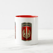  18th Field Artillery Brigade Airborne ツートーンマグカップ (中央)