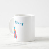 19世紀の女性が喧騒に満ちたドレスアートをポップ・アートの飾る コーヒーマグカップ (正面左)