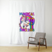 19歳のユニコーンがフロッシングする19歳の誕生日ガールU タペストリー (インサイチュ)