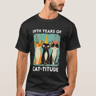 19歳の猫好きのための猫派な19歳の誕生日 Tシャツ