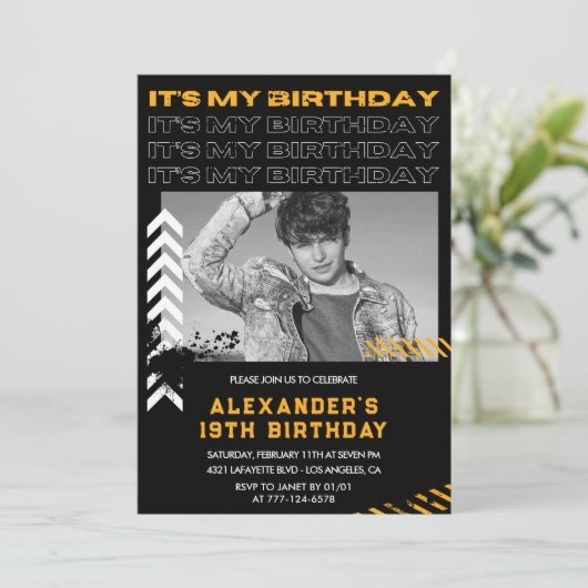 19歳の誕生日招待状メンズフォトスプレ絵を描ー 招待状 (スタンド正面)