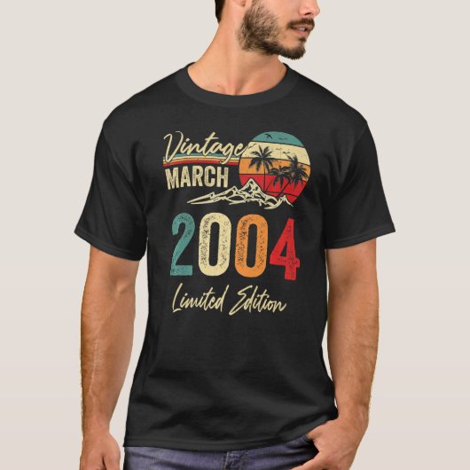 19歳ヴィンテージ2004年3月19誕生日男性W Tシャツ (正面)