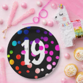 19誕生日レインボンドットオンブラック ペーパープレート (パーティー)