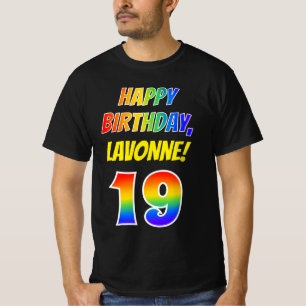 19誕生日:はっきりした、おもしろい、レインボー19、名前をカスタムする Tシャツ