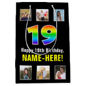 19誕生日:レインボー「19」、写真カスタムと名前 ミディアムペーパーバッグ (正面)