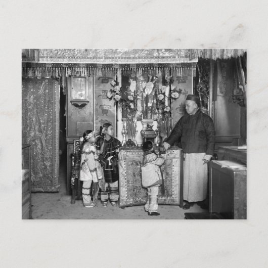 1900年代初頭のチャイナタウンでの新年 シーズンポストカード (正面)