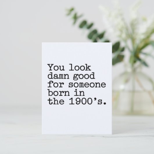 1900年代生まれにしては見た目がいいね、面白い ポストカード (スタンド正面)