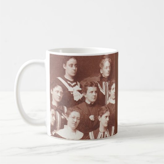 1905年頃の女性合唱団 コーヒーマグカップ (左)