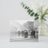 1908年のニューヨーク市消防士 ポストカード (スタンド正面)