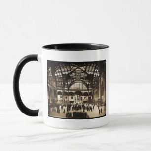 1910年のPennの場所NYCの幻灯のスライドのセピア色 マグカップ