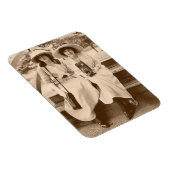 1910年頃のカメラガール マグネット (右側)