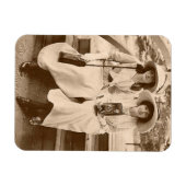 1910年頃のカメラガール マグネット (横)