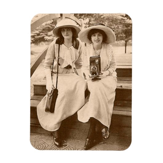 1910年頃のカメラガール マグネット (縦)