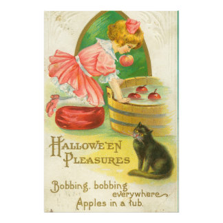 1911年のビンテージ・ハロウィンカード「リンゴ探しゲーム」 フォトプリント           