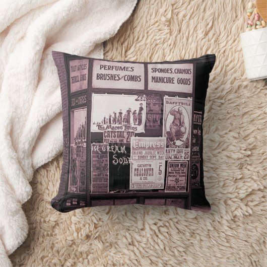 1912 Store Window Vaudeville Pro-Union Manicure クッション (ブランケット)
