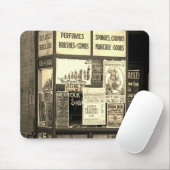 1912 Store Window Vaudeville Pro-Union Manicure マウスパッド (マウス)
