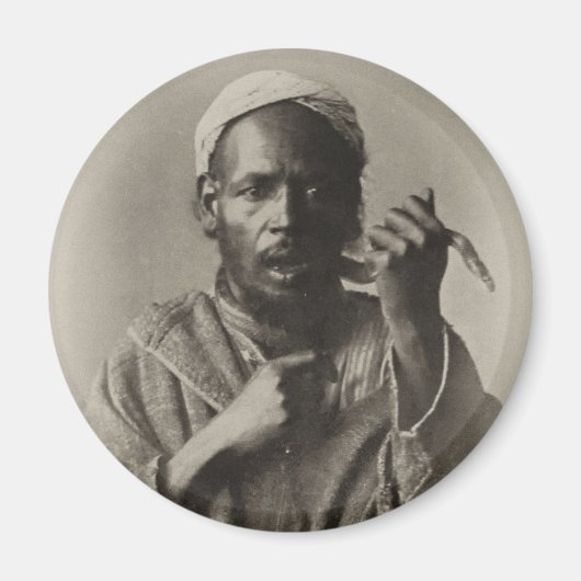 1913年、モロッコのタンジールでヘビを焼く マグネット (正面)