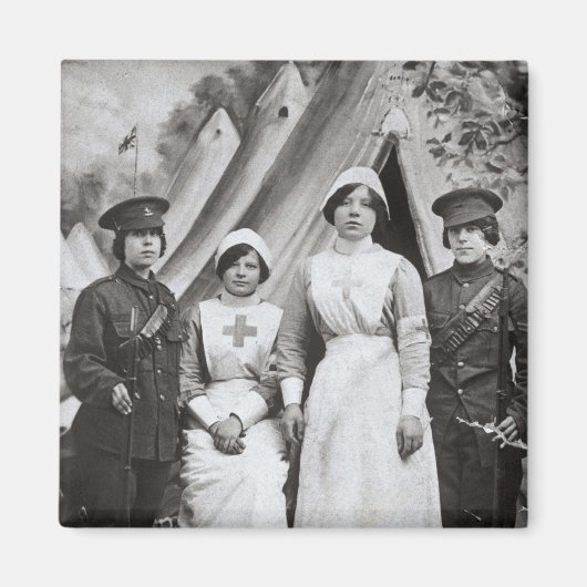 1914年～18年の戦争の女性 マグネット (正面)