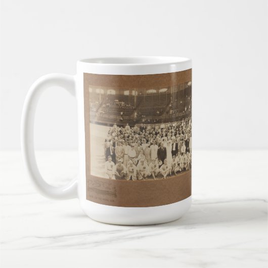 1916年のシカゴ・ホワイトソックスのチーム コーヒーマグカップ (左)
