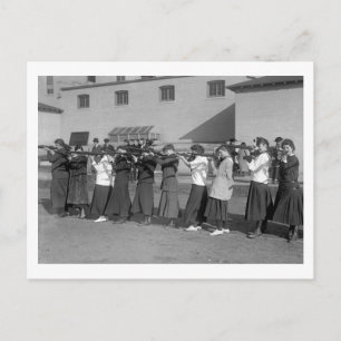 1916年の女子ライフルチーム ポストカード