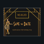 1920年の誕生日を除く90th birthday art deco ポストカード<br><div class="desc">90エレガントフェイク歳の誕生日パーティーのための金ゴールドとグラム！アートデコスタイル誕生日パーティーの金ゴールドと黒で日付フェイクカードを保存する華やかなお祝い。1920飾年のスタイルのフラッパー女子とアートのデコのスタイル枠と。日付、名前、年齢のテンプレート。このカードは私たちの店でも利用可能で、背面に白い背景色。ヒントもし：ハガキのように見せたくなクリック、後ろカスタマイズに行き、仕切りとポストスタンプを取り除く。</div>