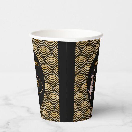 1920年ギャツビーで20代のフラッパ素晴らしーを吹き鳴らす 紙コップ (右)