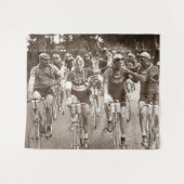 1920年代ツール・ド・フランスのインティメイトな肖像 タペストリー (正面(横))