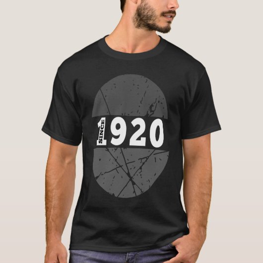1920年以来1920 BDay 1920生まれ年レトロ Tシャツ (正面)
