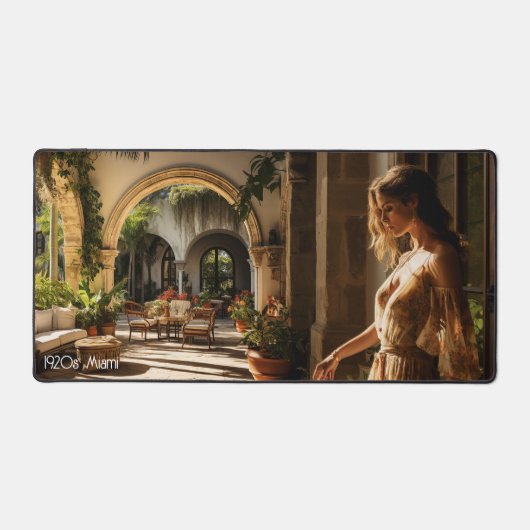 1920sマイアミスペインのヴィラコートヤード デスクマット (正面)