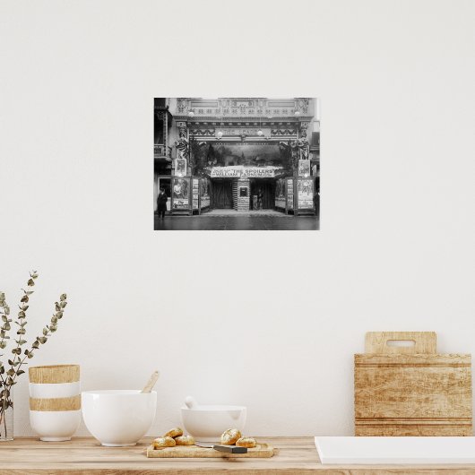 1921年のリーダー劇場。ヴィンテージ写真 ポスター (キッチン)