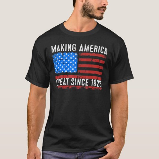 1923年から100番目の誕生日が素晴らしアメリカを創る Tシャツ (正面)