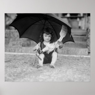 1923年の海辺の少女。ヴィンテージ写真 ポスター