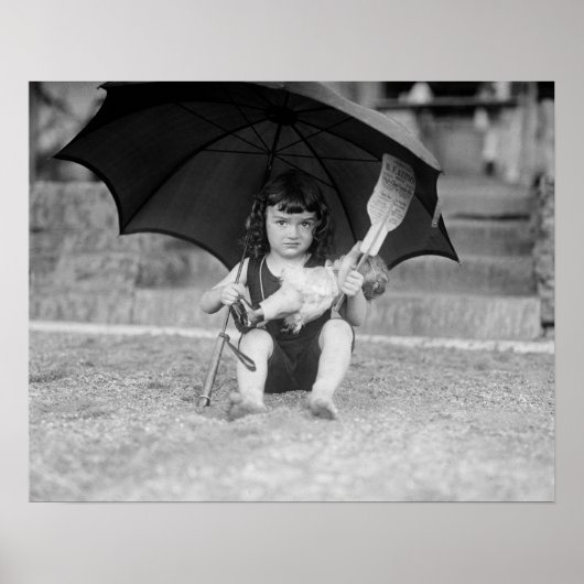 1923年の海辺の少女。ヴィンテージ写真 ポスター (正面)