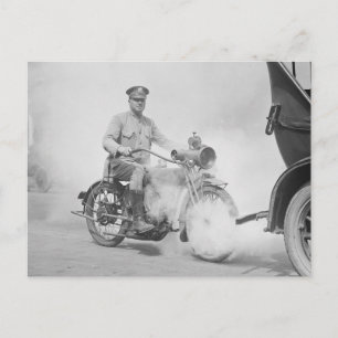 1923年、任務に就くオートバイ警官 ポストカード