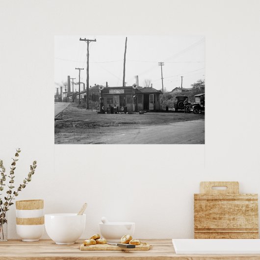 1925 Gas Station and Cars ポスター (キッチン)