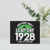 1928年から続くすごい閏日生まれのお誕生日おめでとう!(2月29日) ポストカード (スタンド正面)