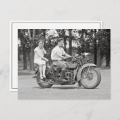 1928年のバイクに乗るカップル ポストカード (正面/裏面)
