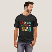1928年生まれのすごいお誕生日おめでとう Tシャツ (正面フル)