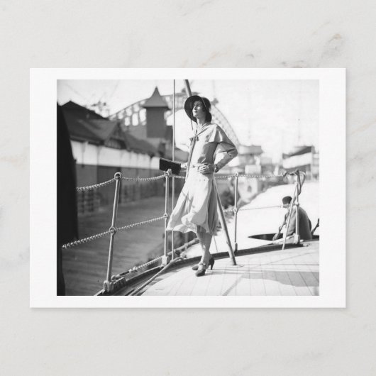 1930年のファッションヴィンテージ ポストカード (正面)