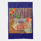 1930年代のフルーツクレートラベルビクトリアブランドオレンジ キッチンタオル (縦)