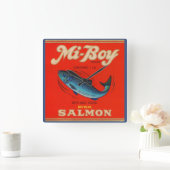 1930年代のミニボーイのピンクサーモン缶ラベル スクエア壁時計 (ホーム)