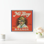 1930年代のミニボーイのピンクサーモン缶ラベル スクエア壁時計 (ホーム)