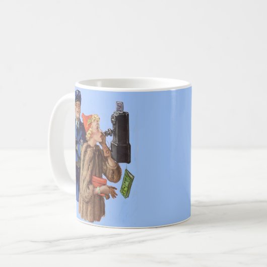 1930年代の交通警官と豊富な女性の逮捕 コーヒーマグカップ (正面左)