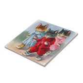 1930年代の雨の中で子猫の服を着た タイル (側面)